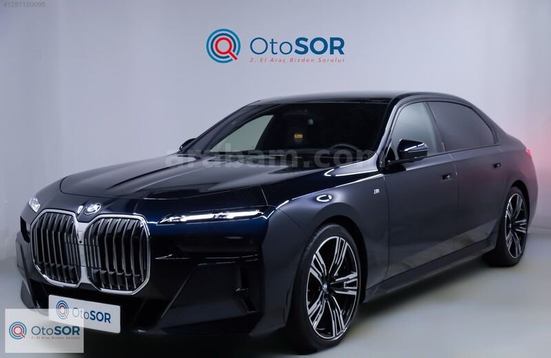 Galeriden BMW 7 Serisi 740d xDrive M Excellence 2023 Model İstanbul 16.500 km Siyah