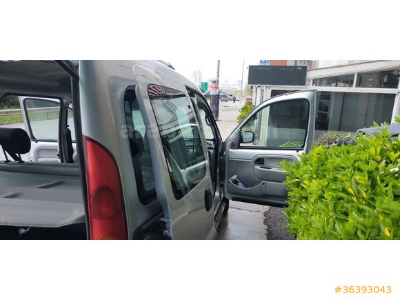 Sahibinden Renault Kangoo Multix 1.5 dCi Authentique 2004 Model