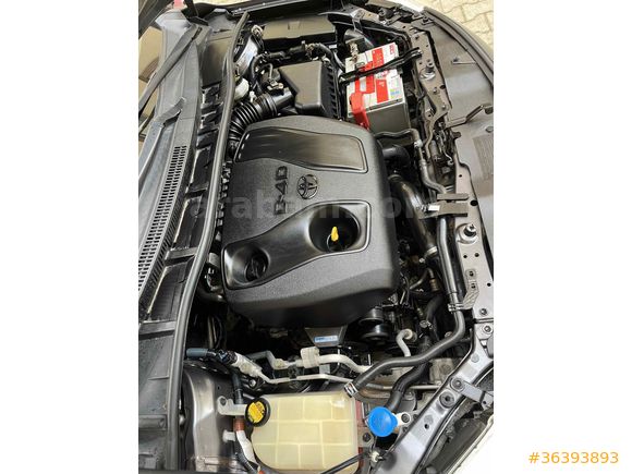 2. Sahibinden Toyota Corolla 1.4 D-4D Elegant 2012 Model 