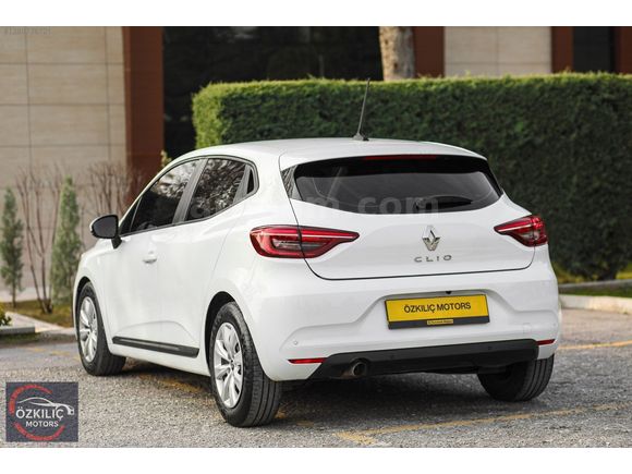 2022 Clio Joy 1.0 TCe Otomatik | Apple CarPlay | Park Sensörü