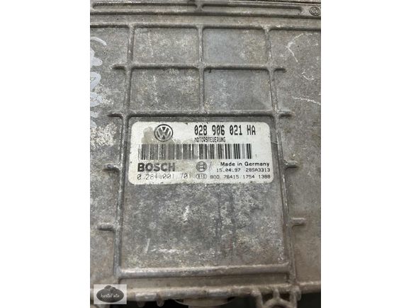 Volkswagen caddy motor beyni 028 906 021 HA