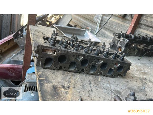 Nissan vanette silindir kapağı