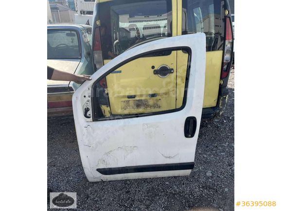 Fiat Fiorino sol ön kapı