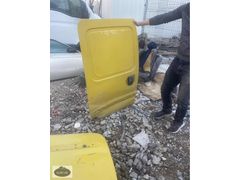 Renault kangoo sağ sürgülü kapı