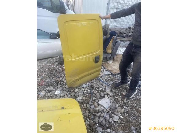 Renault kangoo sağ sürgülü kapı