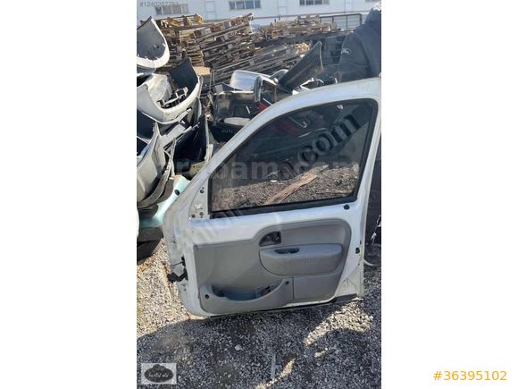 Renault kangoo sağ ön kapı