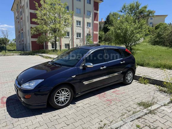 FORD FOCUS 1.6 CHİA PAKET SANROOFLU