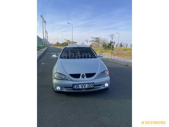 Acil Satılık Renault Megane 1 Coupe 1.6 16walf  full+full 
