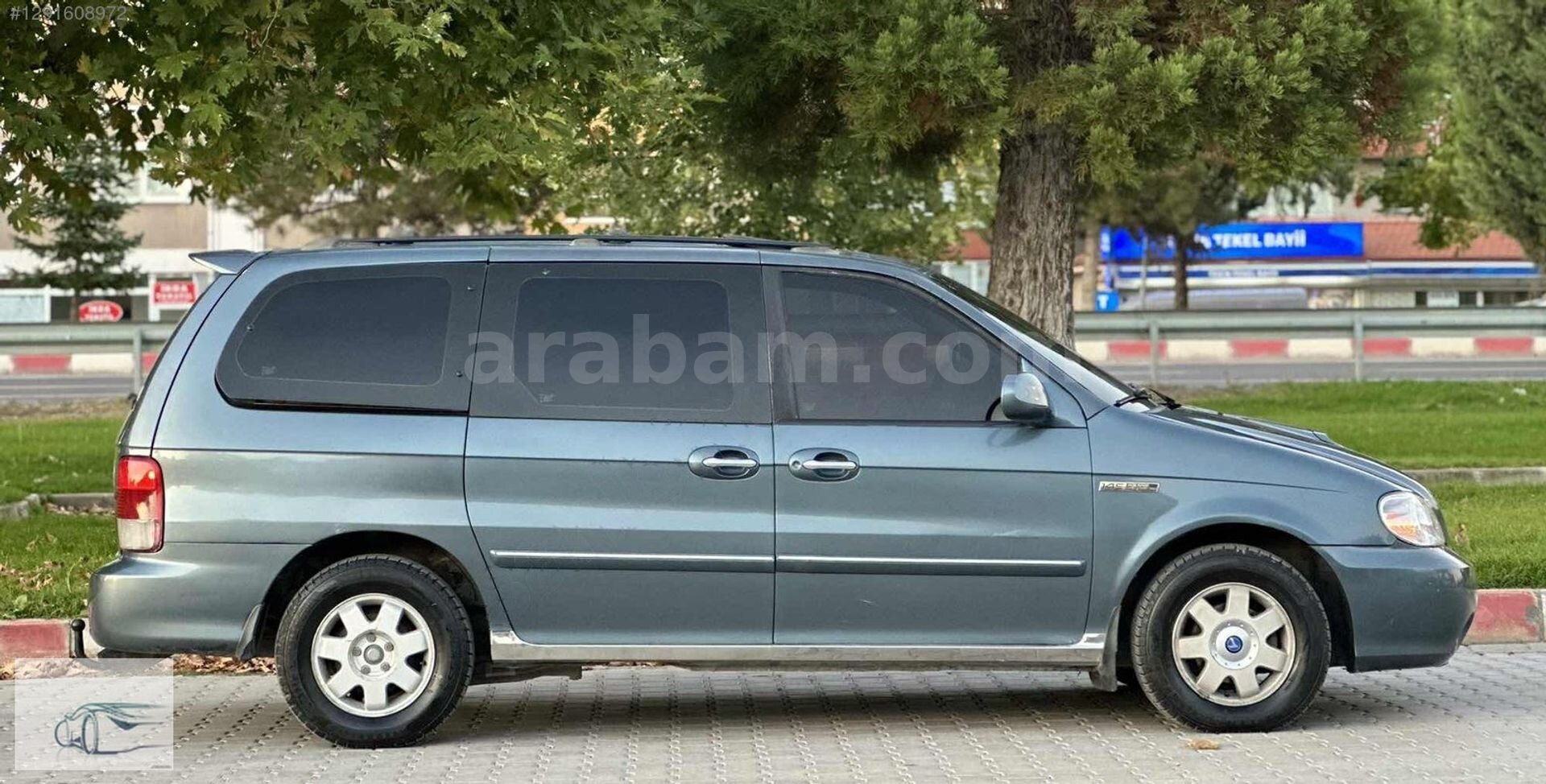 Galeriden Kia Carnival 2.9 CRDi Premium 2002 Model Kütahya 217.000 km Mavi 4
