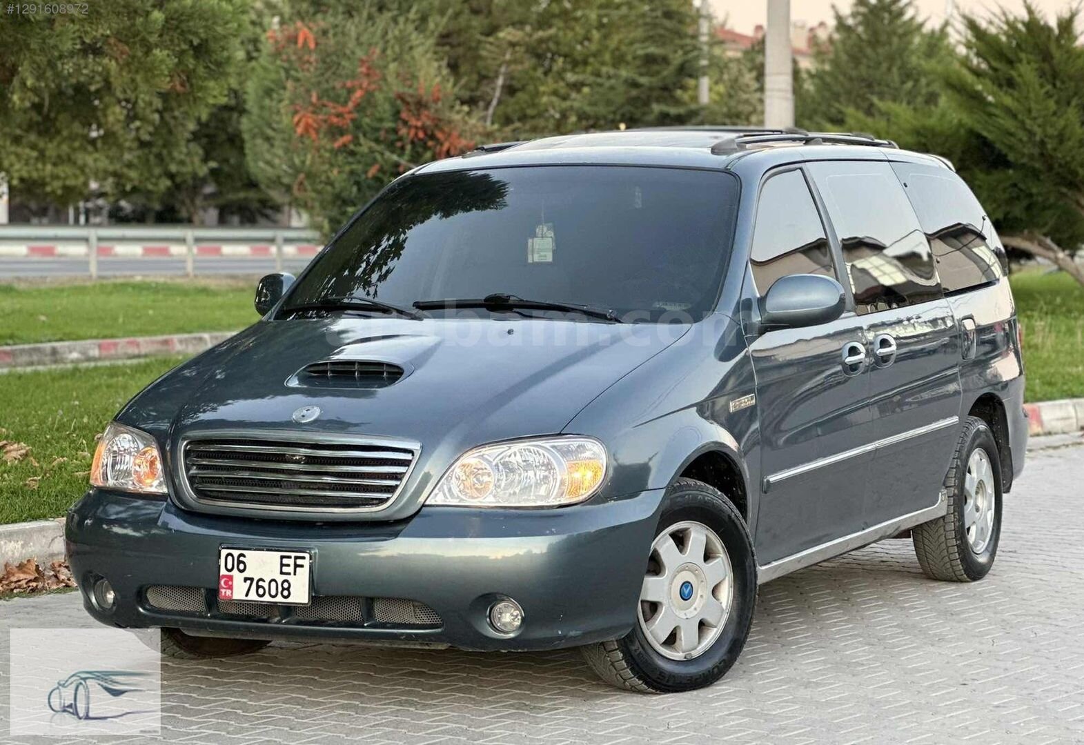 Galeriden Kia Carnival 2.9 CRDi Premium 2002 Model Kütahya 217.000 km Mavi 3