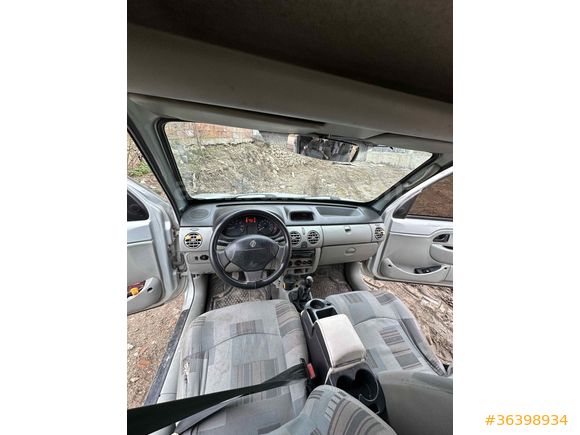 Sahibinden Renault Kangoo Multix 1.5 dCi Authentique 2007 Model  266.000 km Gri
