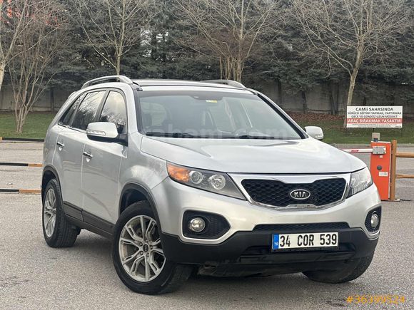 2011 MODEL KİA SORENTO 4X4 FUL+FUL OTOMATİK CAMTAVAN+ISITMA