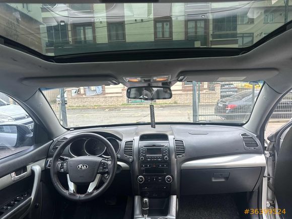 2011 MODEL KİA SORENTO 4X4 FUL+FUL OTOMATİK CAMTAVAN+ISITMA