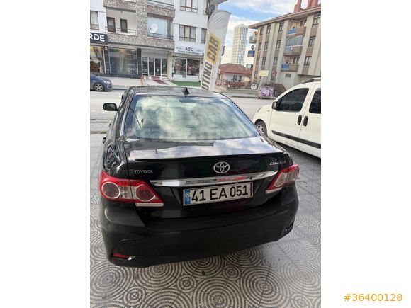 BOYASIZ DEĞİŞENSİZ 2011 COROLLA