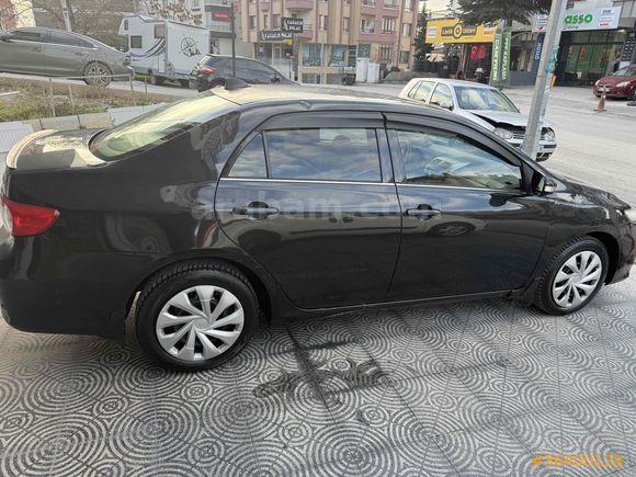 BOYASIZ DEĞİŞENSİZ 2011 COROLLA