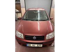 Sahibinden Fiat Punto 1.4 Dynamic 2004 Model orijinal araç 