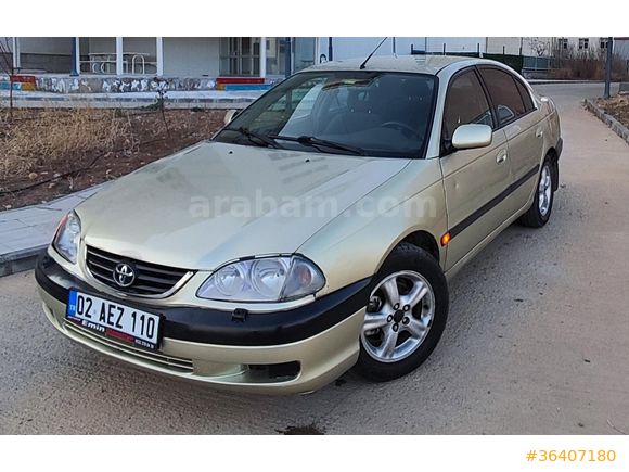 Toyota Avensis 2.0 Sol 2001 Model