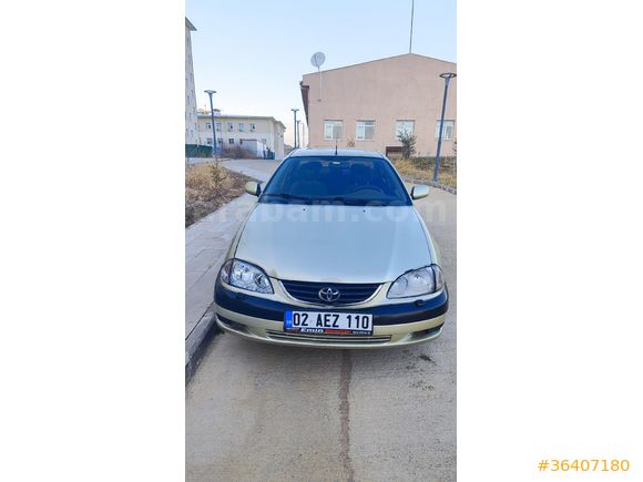 Toyota Avensis 2.0 Sol 2001 Model