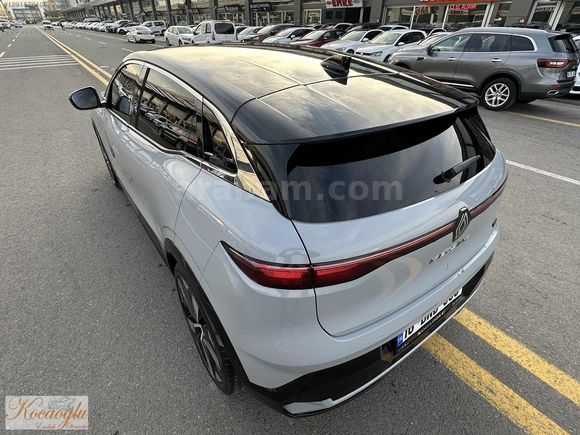 Kocaoğlundan Megane elektrikli