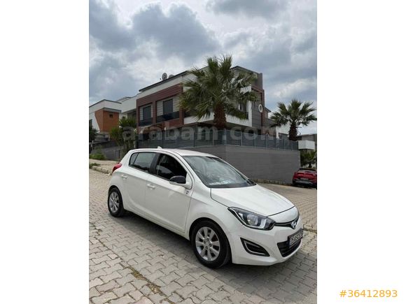Sahibinden Hyundai i20 1.2 D-CVVT Sense 2012 Model 
