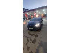 Sahibinden Ford Fiesta 1.5 TDCi Titanium 2015 Model