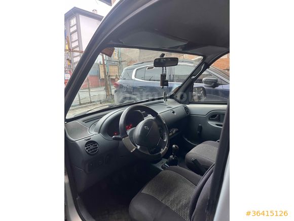 Sahibinden Renault Kangoo 1.4 RNA 2000 Model 