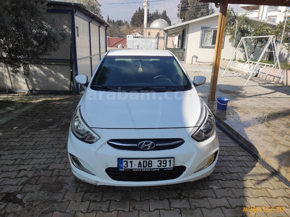 Sahibinden Hyundai Accent Blue 1.6 CRDI Mode Plus 2017 Model  82.700 km Beyaz