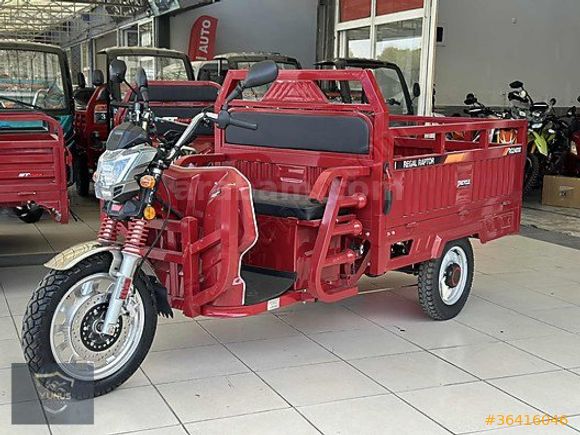YUNUS MOTORS'dan Regal Raptor 3 Tekerli Kasalı Moped