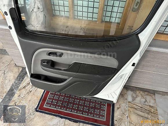 FİAT DOBLO SAĞ SOL ÖN KAPI DÖŞEMESİ ORJİNAL