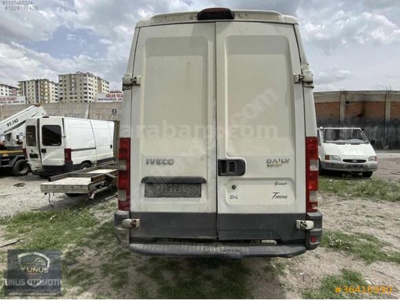 İVECO DAİLY SÜRGÜLÜ VE ARKA KAPI