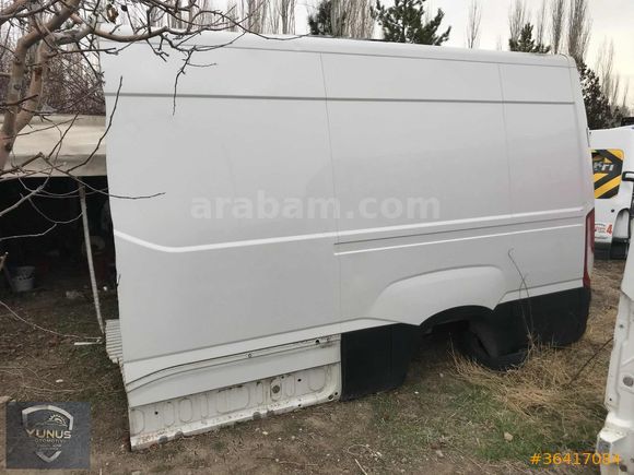 İVECO DAİLY YENİ KASA ARKA KAPI VE SÜRGÜLÜ KAPI