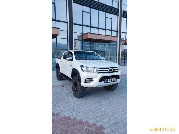 Sahibinden Toyota Hilux 2.5 D-4D 4x2 Adventure 2017 Model