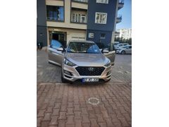 Sahibinden Hyundai Tucson 1.6 CRDi Style 2018 Model  174.000 km Beyaz