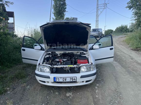 Sahibinden Volvo S40 1.6 2001 Model 