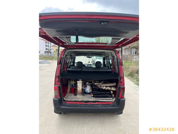 Sahibinden Citroen Berlingo 1.9 D X 2004 Model  266.000 km Kırmızı