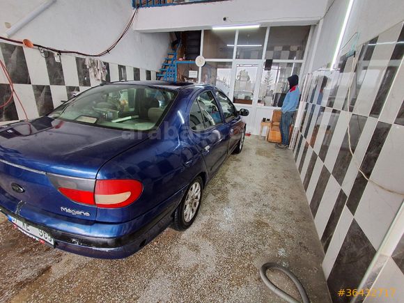 Sahibinden Renault Megane 2.0 RXT 1999 Model