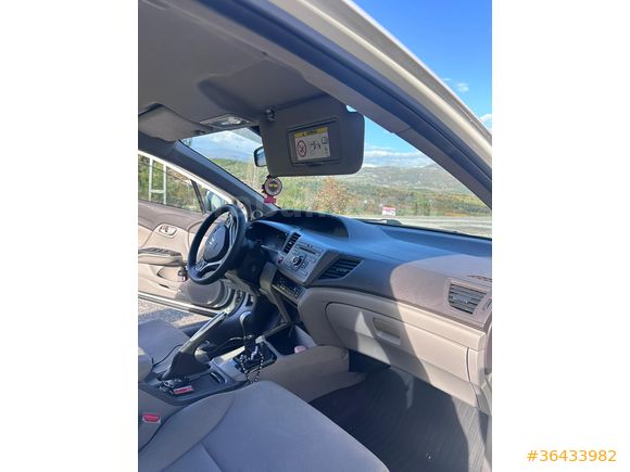 Sahibinden Honda Civic 1.6 i-VTEC Eco Premium 2014 Model