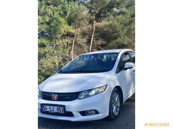Sahibinden Honda Civic 1.6 i-VTEC Eco Premium 2014 Model