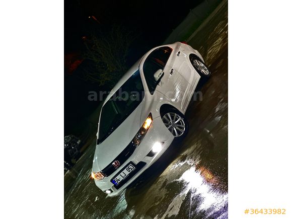 Sahibinden Honda Civic 1.6 i-VTEC Eco Premium 2014 Model