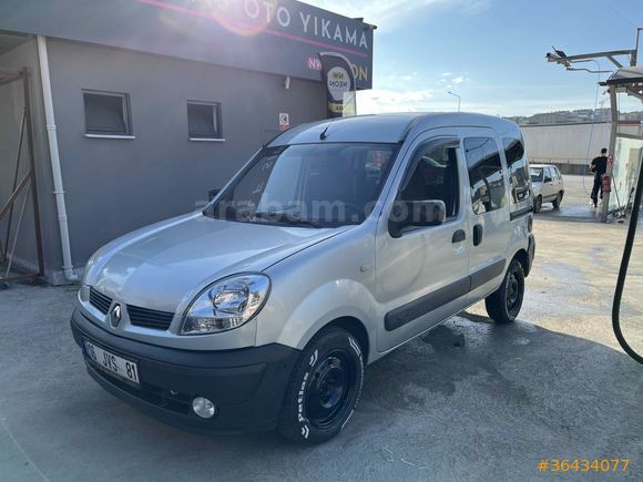 Sahibinden Renault Kangoo Multix 1.5 dCi Authentique 2009 Model  261.000  SON GÜNLER ACİLL km Gri (Gümüş)
