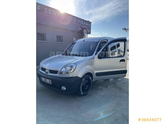 Sahibinden Renault Kangoo Multix 1.5 dCi Authentique 2009 Model  261.000  SON GÜNLER ACİLL km Gri (Gümüş)