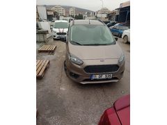 Sahibinden Ford Tourneo Courier 1.5 TDCi Titanium Plus 2022 Model