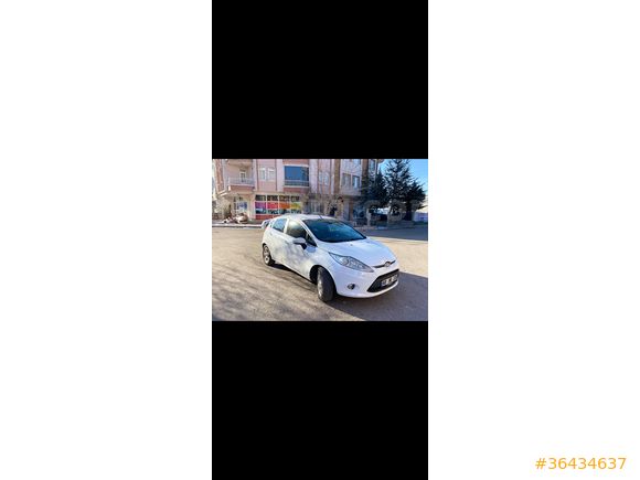 Sahibinden Ford Fiesta 1.4 TDCi Titanium X 2012 Model  290 km Beyaz