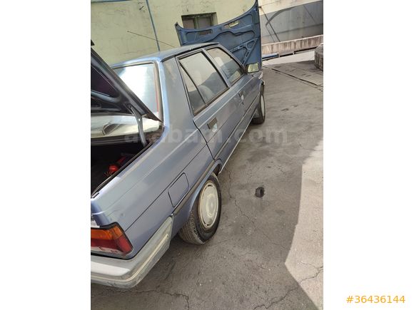Renault R 9 1.4 Broadway 1990 - orijinal km