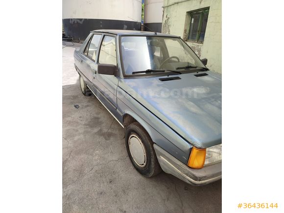 Renault R 9 1.4 Broadway 1990 - orijinal km