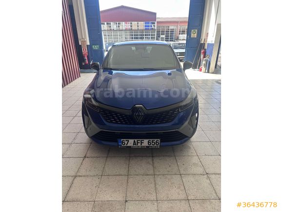 Sahibinden Renault Clio 1.0 TCe Techno Esprit Alpine 2025 Model  Mavi (metalik)