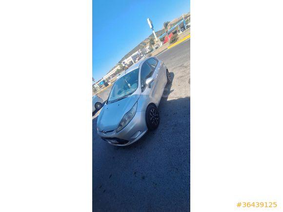 Sahibinden Ford Fiesta 1.4 TDCi Trend 2011 Model  254.000 km Gri