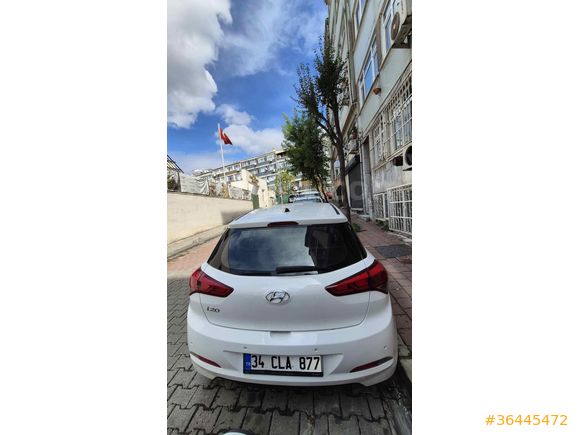 Sahibinden Hyundai i20 1.2 MPI Style 2014 Model aile aracı bakımları düzenli yapıldı 