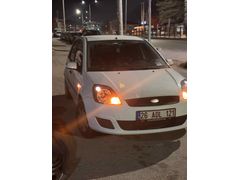 Sahibinden Ford Fiesta 1.4 TDCi Comfort 2007 Model  251.000 km Beyaz