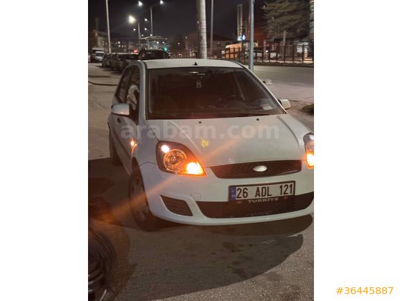 Sahibinden Ford Fiesta 1.4 TDCi Comfort 2007 Model  251.000 km Beyaz